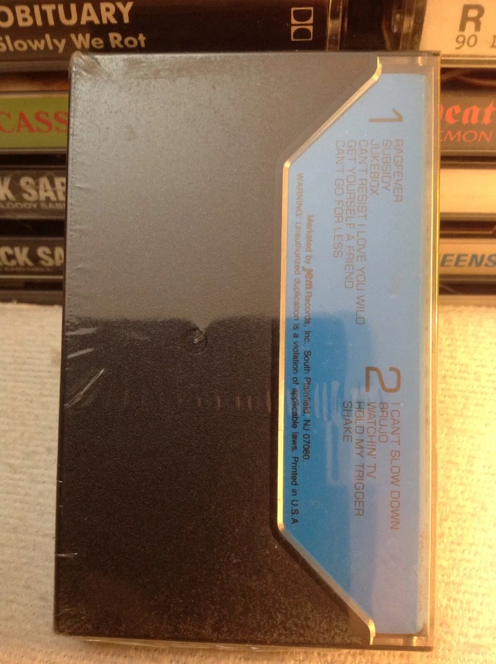 NEW ADVENTURES RADIATOR RARE NEW WAVE PUNK CASSETTE GRUPPO SPORTIVO NEW SEALED - Image 2 of 3