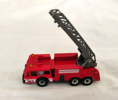 Vintage Matchbox Superfast Police Launch Boat and Oshkosh Fire Rescue Truck - Picture 6 of 16