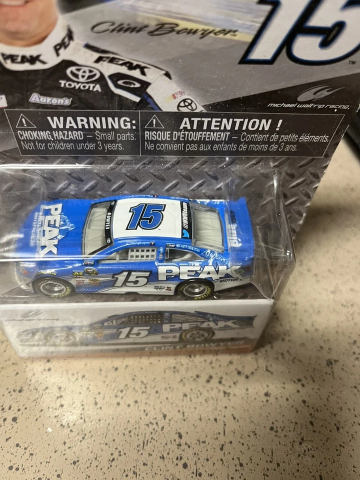 2014 NASCAR Clint Bowyer #15 Peak Antifreeze 1/64 Diecast - Image 2 of 4