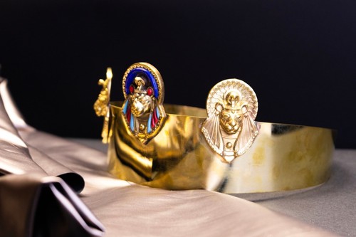 Corona egipcia con diosa Sekhmet, hecha en Egipto con cuidado y amor - Imagen 2 de 6