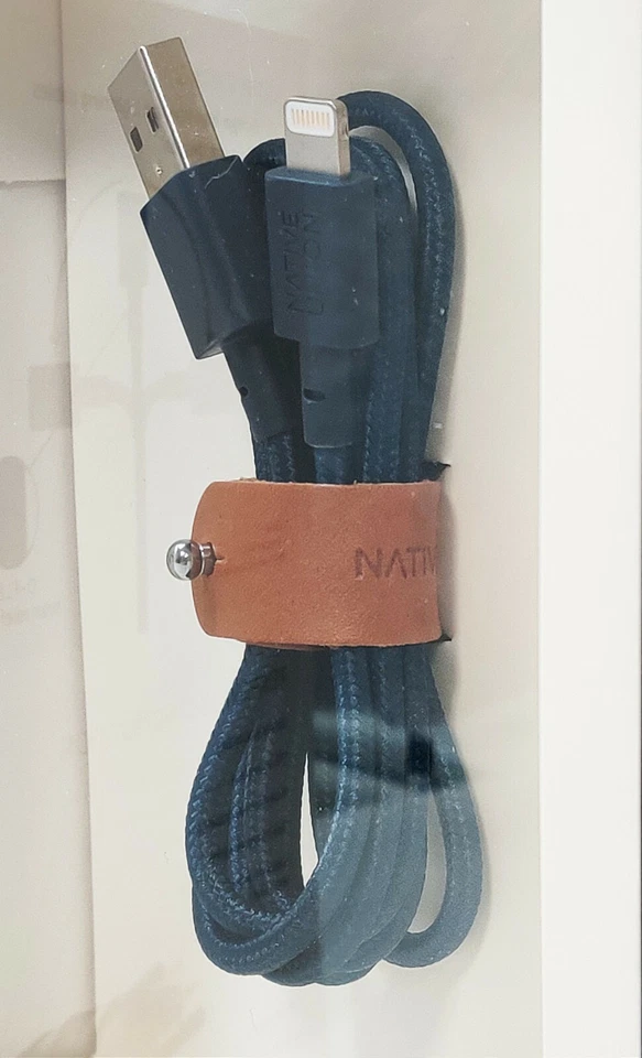 NEW Native Union Belt Cable Ultra Strength MARINE BLUE 4ft 8-Pin USB for iPhone - Image 4 of 4