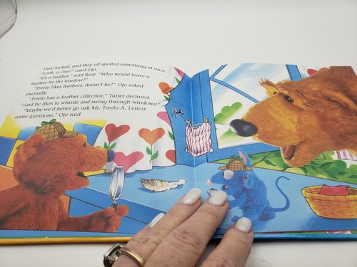 Bear In The Big Blue House Book Mystery At The Big Blue House Henson 1st Ed 2000 - Picture 4 of 6