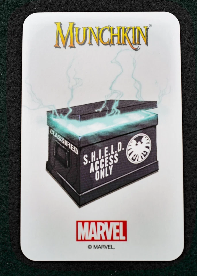 New Munchkin Marvel Promo Card - INFINITY GAUNTLET - SUPER RARE - Image 3 of 4