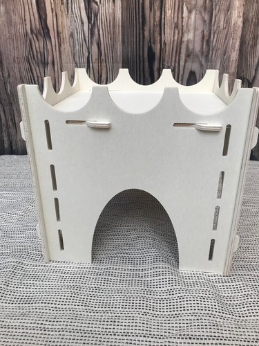 Guinea Pig Low Turret - Formaldehyde Free, Non Toxic, Wooden, Slot Together & Mo - Picture 5 of 10