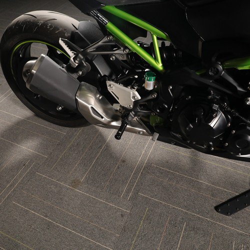 Front Footrest Footpeg Adapter Pedal For KAWASAKI Z125 Pro Z300 Z250 Z650 Z650RS - Picture 15 of 69