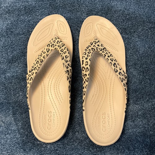 Crocs Iconic Comfort Leopard Print Flip Flops Size 11 Women - Picture 5 of 8