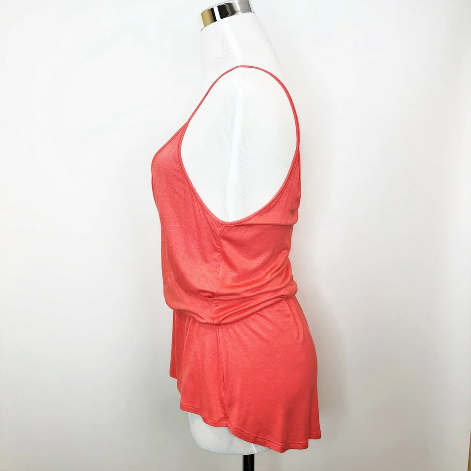New Madigan sz M Crossover Deep V Neck Drape Tank Top Cami coral Peplum Knit  - Imagem 2 de 4