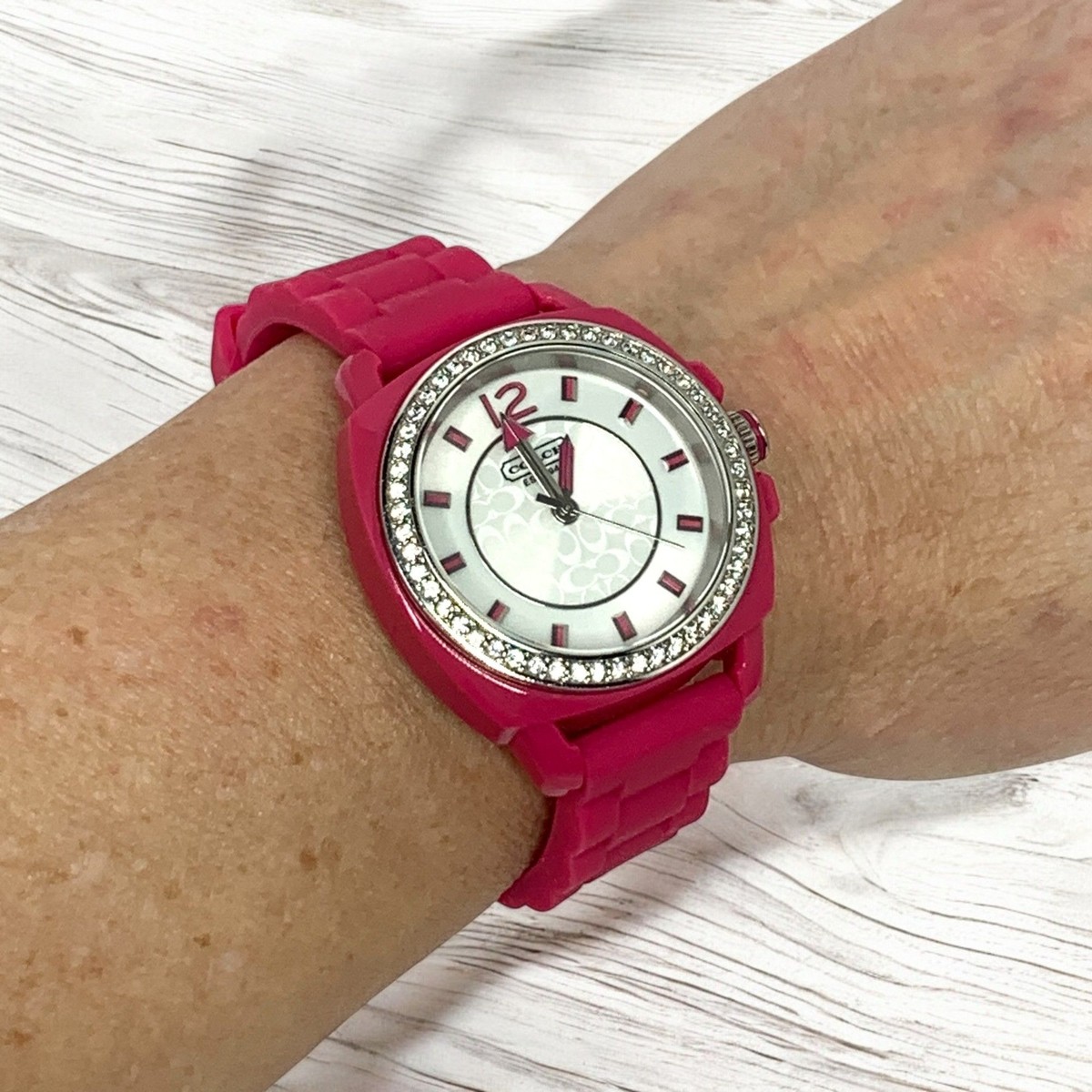 COACH BOYFRIEND SILVER CASE PINK/fuchsia SILICONE STRAP WOMENS WATCH 14503145 Coach Women main image 4