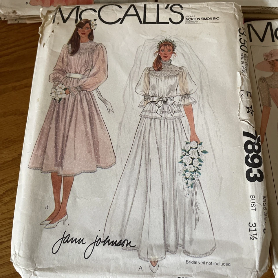 Lot of  5 Bridal Wedding Gowns Size 8 Patterns 1980’s Uncut - Image 2 of 4