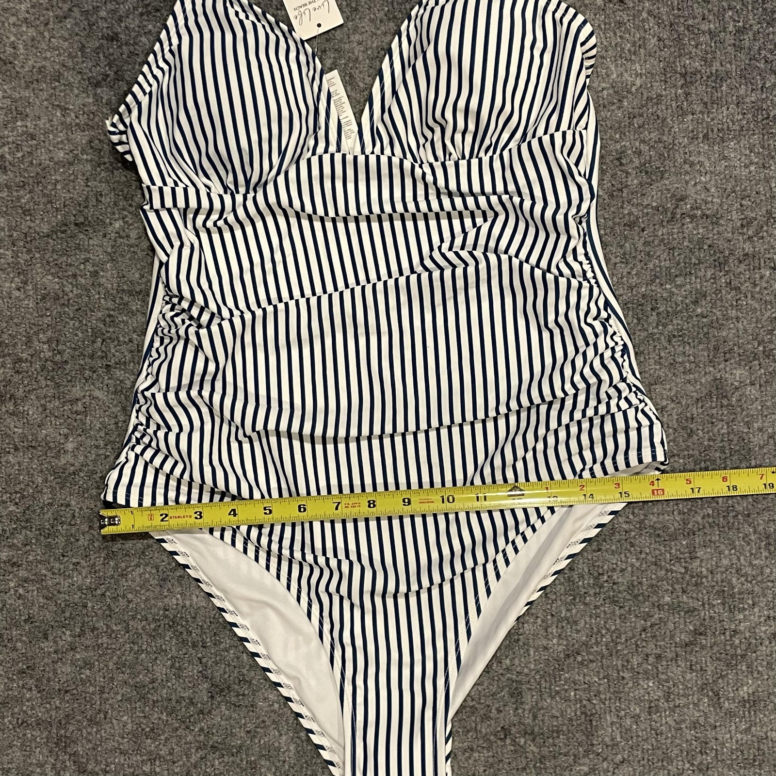 Foto 10 di 11