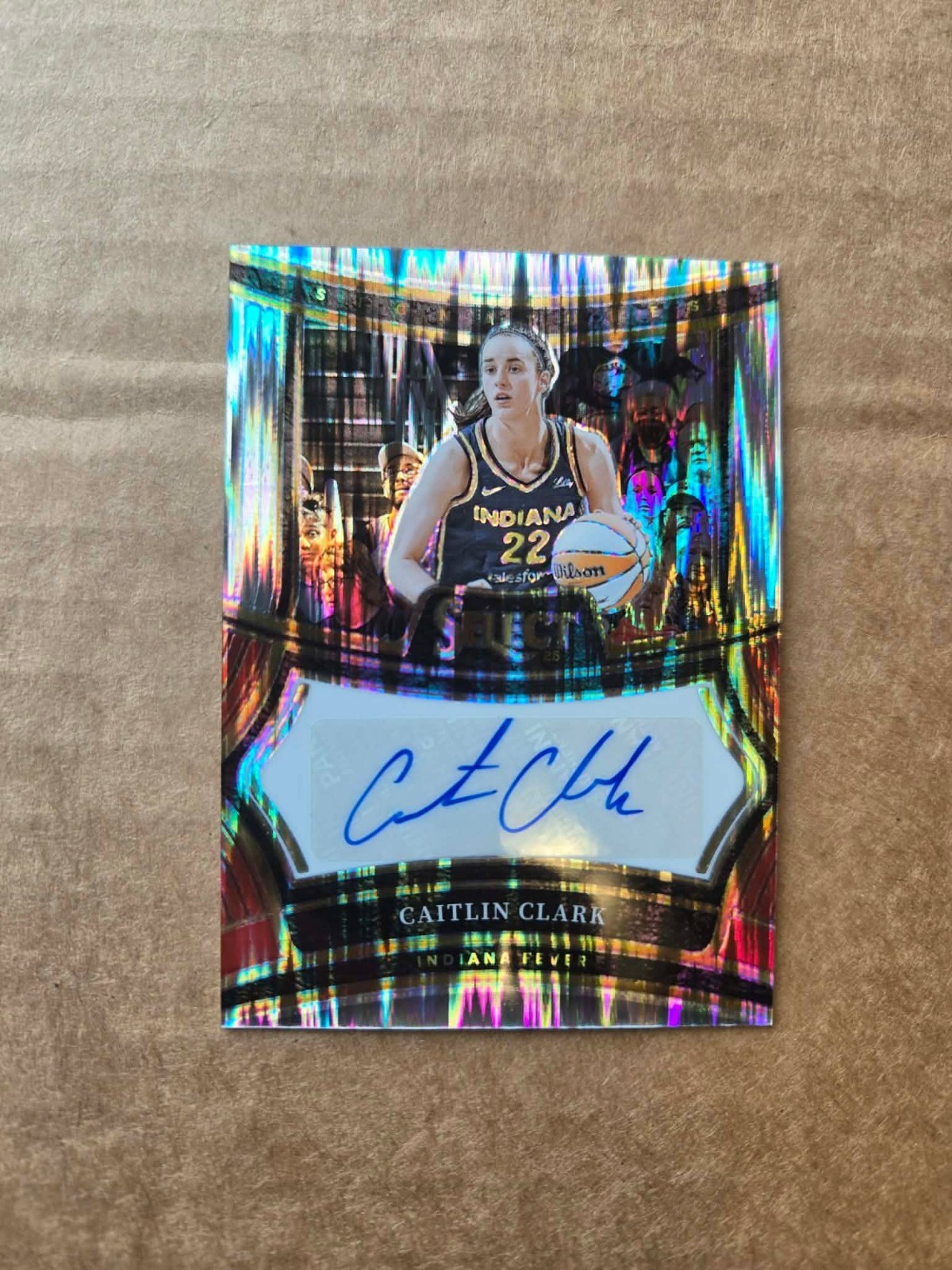 2025 WNBA Panini Select Caitlin Clark Signatures Prizm Autograph AUTO #SG-CC view 3