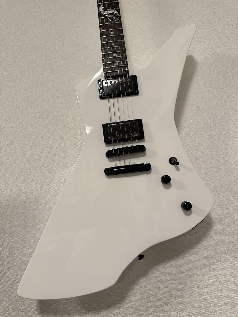 LTD SNAKEBYTE  White ストラップ付き 美品 Ltd Snakebyte Snow White With Strap Safe delivery from Japan