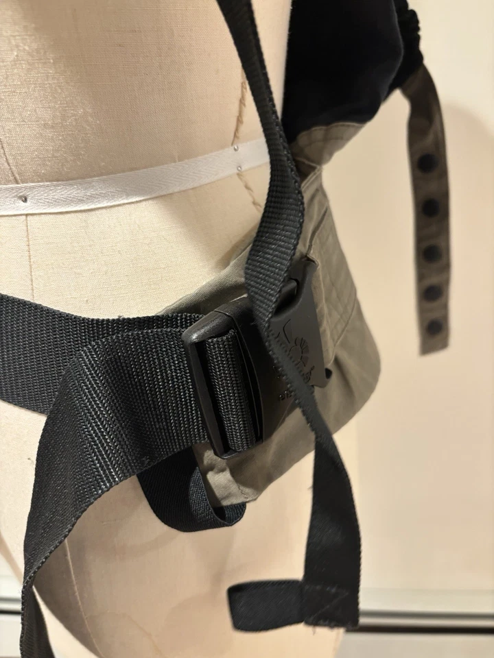 Porta-bebês Ergobaby ergonômico original (7-45 libras), cáqui australiano - Imagem 4 de 4