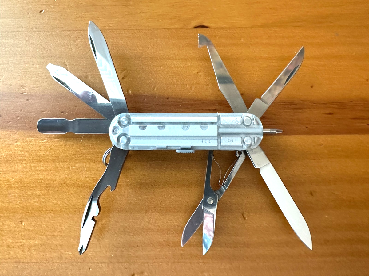 Victorinox Swiss Army Knife Midnight MiniChamp Silver Tech 58mm w