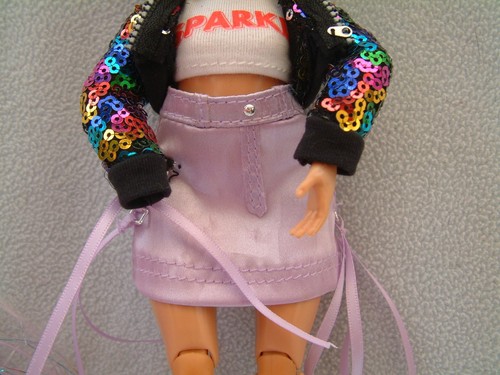 5 x REGENBOGENHOHE Puppen + viel Kleidung Schuhe Stiefel - FAB KONVOLUT! - Bild 7 von 14