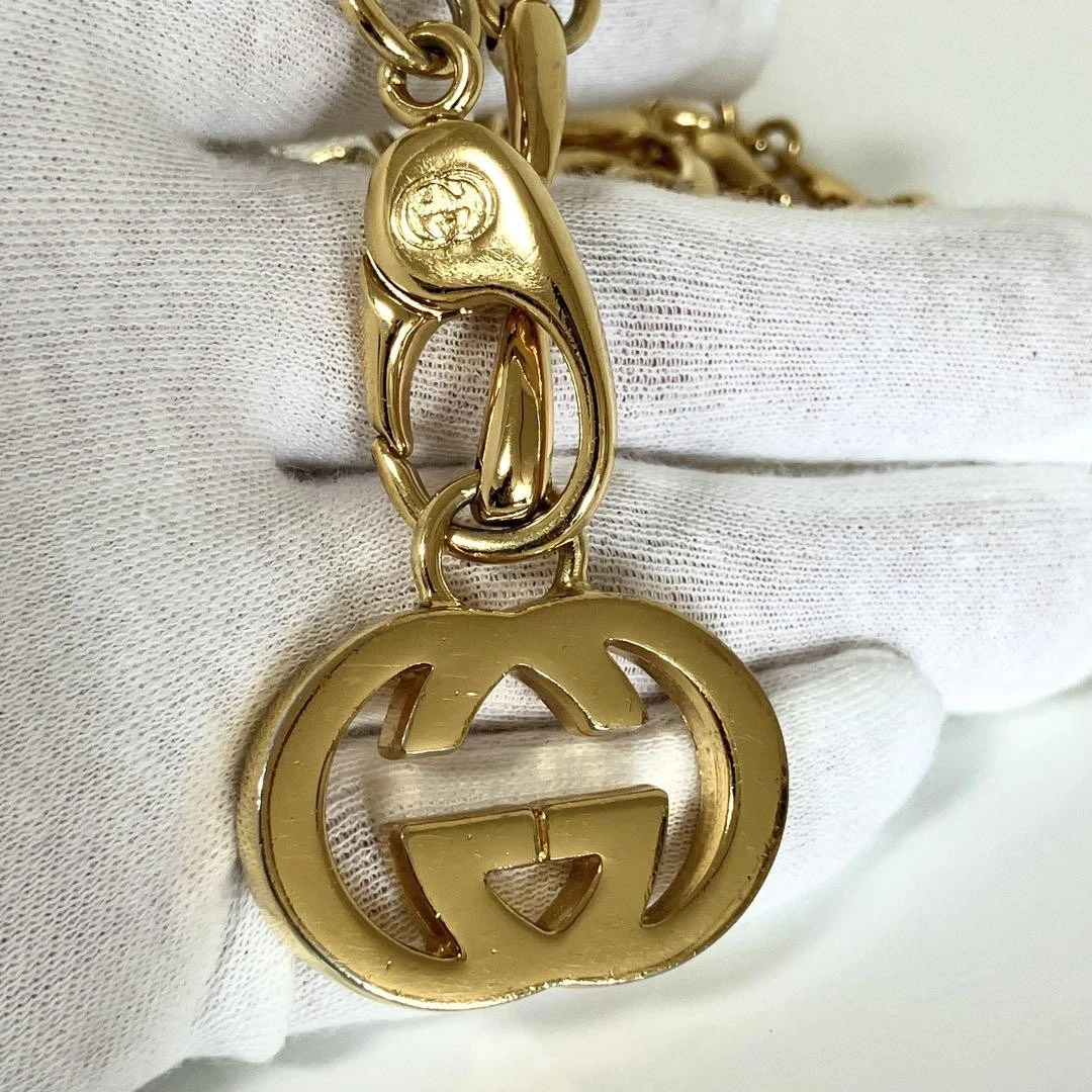 Ceinture chaîne dorée GUCCI motif Horsebit GG vêtements femme accessoires