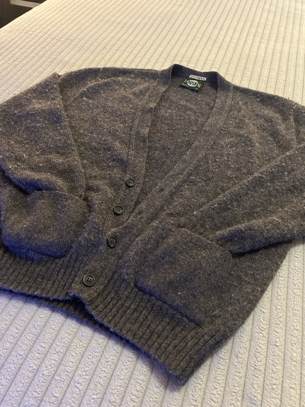Vintage Jantzen Wool Cardigan Sweater Gray, Men’s Size XL, Made In USA