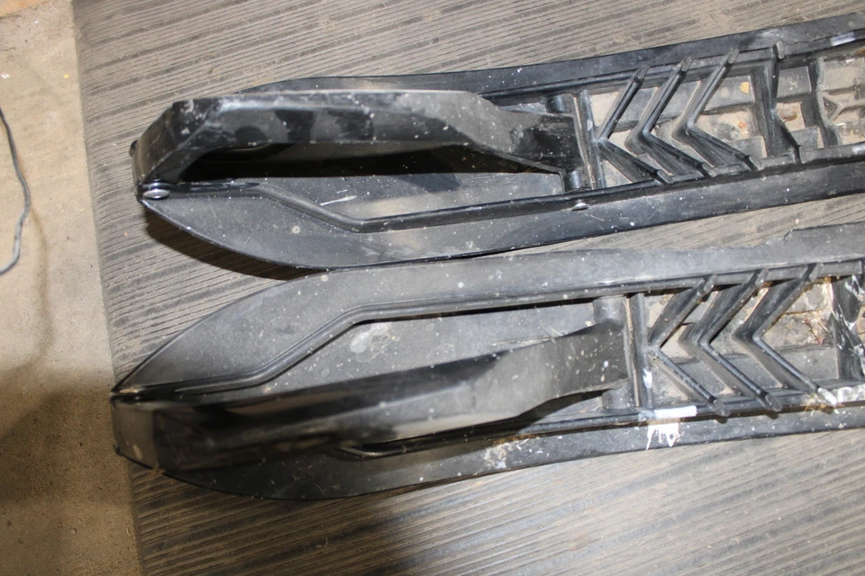 2007 Ski-Doo Summit 800r адреналин Эверест лыж бегунов пара комплект - Изображение 4 из 4