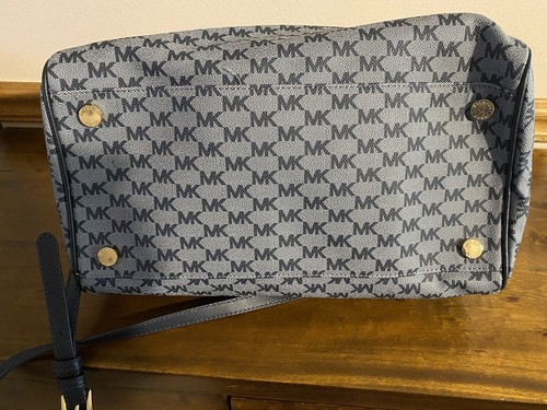 MICHAEL KORS MEDIUM BLUE DUFFEL - 第 4/9 張圖片