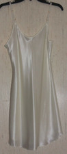 NEW WOMENS Vanity Fair IVORY SATIN NIGHTGOWN SIZE 36 18" / 42 MADE IN U.S.A.