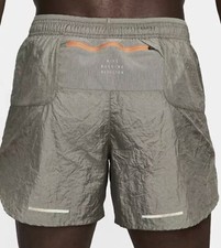 Nike Men  s Dri-FIT Run Division Stride 5" Lined Shorts Sz. Small NEW FN3391-053