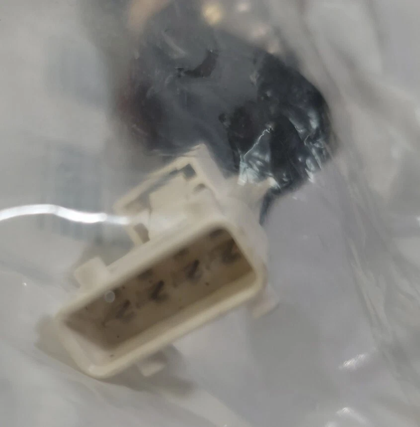 Датчик кислорода Standard Motor Products SG1072 для Saab 2000-2006 - Изображение 3 из 4