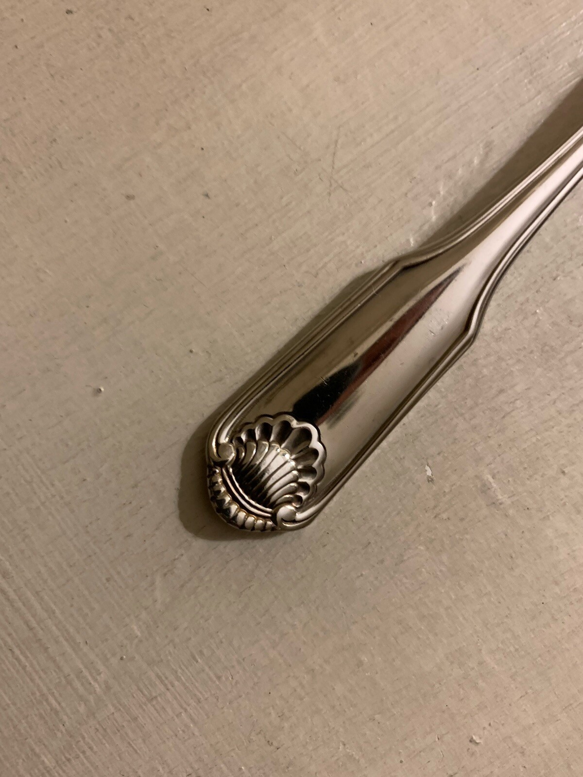 Neida Shell Pattern CLASSIC SHELL Pattern Tea Spoon ONEIDA Stainless Steel 18/10 Cube Mark