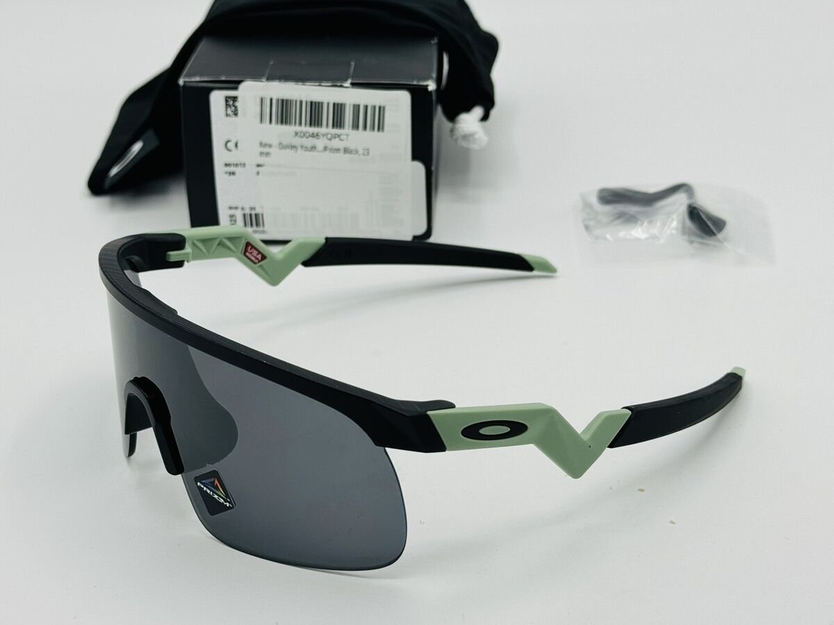 NEW OAKLEY RESISTOR YOUTH SIZE SUNGLASSES BLACK GREEN FRAME PRIZM BLACK LENS eBay
