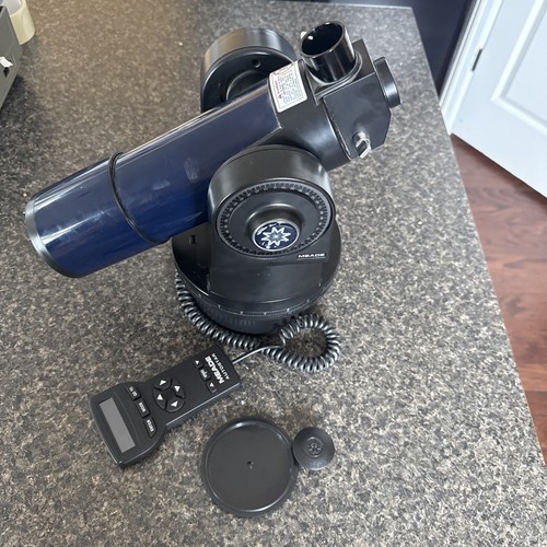 Meade ETX-60 Telescope With Controller - Picture 1 of 5