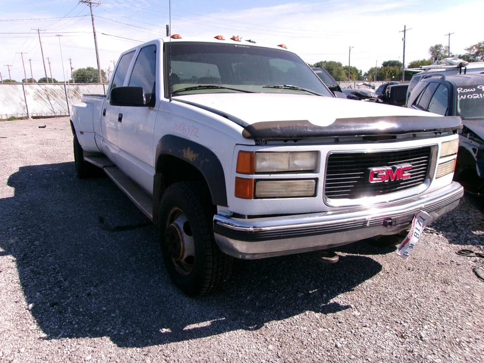 Compresor de aire acondicionado usado se adapta a: camioneta Chevrolet 3500 1999 grado C Foto 4 de 4