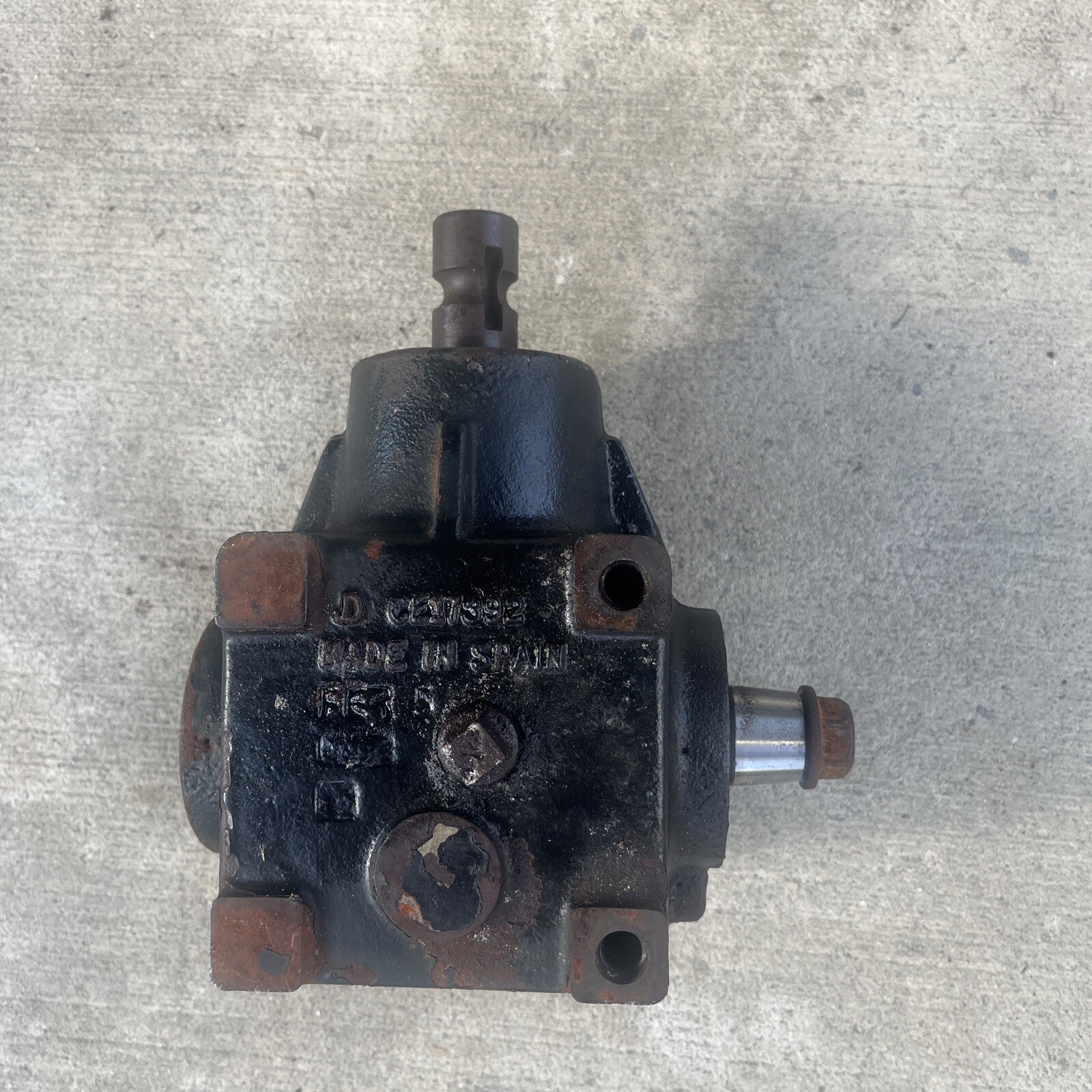 JOHN DEERE 425 445 455 48" 54" 60" Mower Deck Gear Box AM143310 DE19086