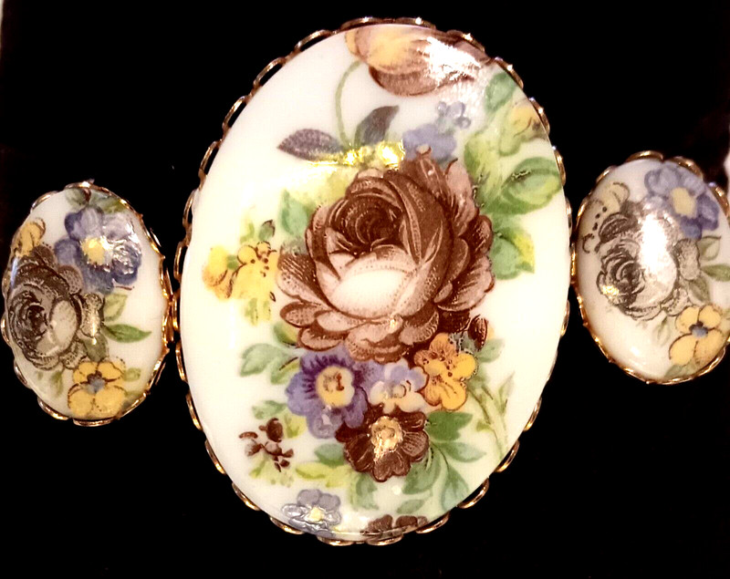 VTG Pastel Rose Limoges St Porcelain Hand Painted Gold Tone Brooch Earrings Set