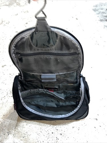 Tumi Tech Touletry Bag - Picture 6 of 14