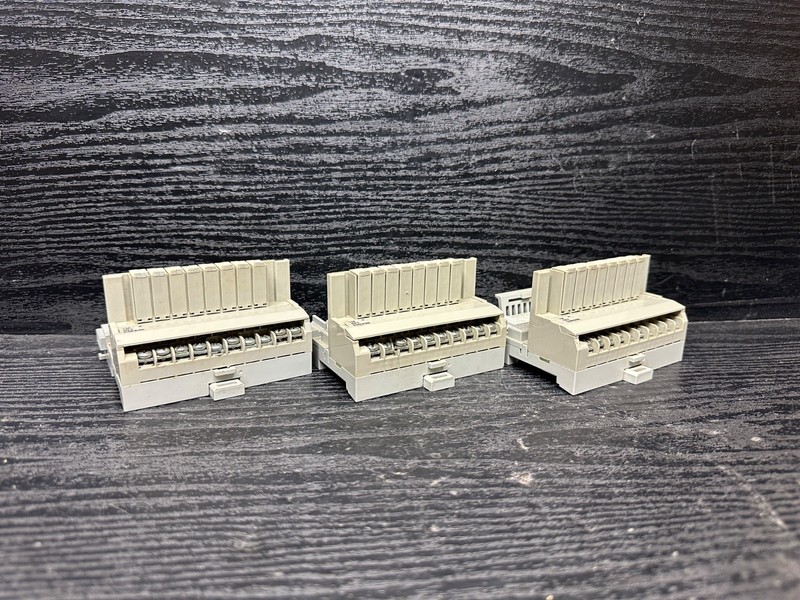 LOT of 3 Allen Bradley 1794-TBNF 1794-T8NF A Flex I/O Terminal Block Base Module