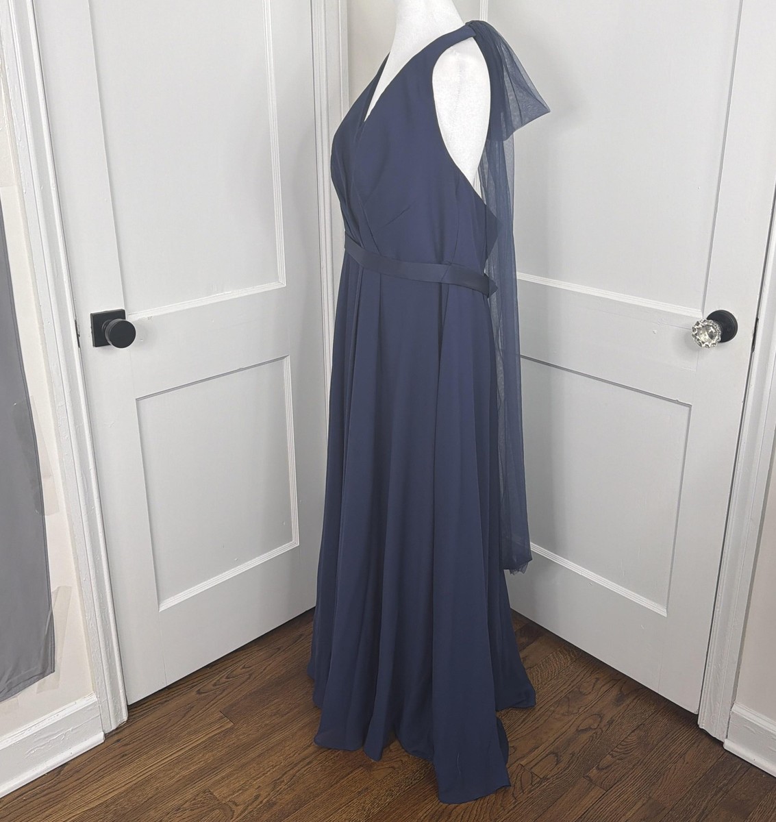vera wang navy blue dress Womens Dresses Vera Wang Navy Bridesmaid Dress Evening Gowns Vera Wang Navy  Blue Bridesmaid Dress White