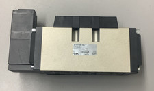 SMC VFS5110-5EZ Solenoid Valve Non-Plugin Base, 4/5 Port, Single Function b616 