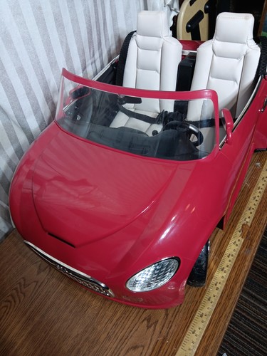 NUOVO American Girl Doll Rosso Telecomando RC Auto Sportiva Jess Completo FUNZIONANTE - Foto 6 di 10