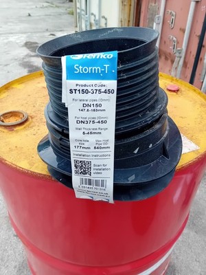 Fernco Storm-T DN150 seitlich zu DN375 - DN450 Haupt Kunststoff Abflussrohr