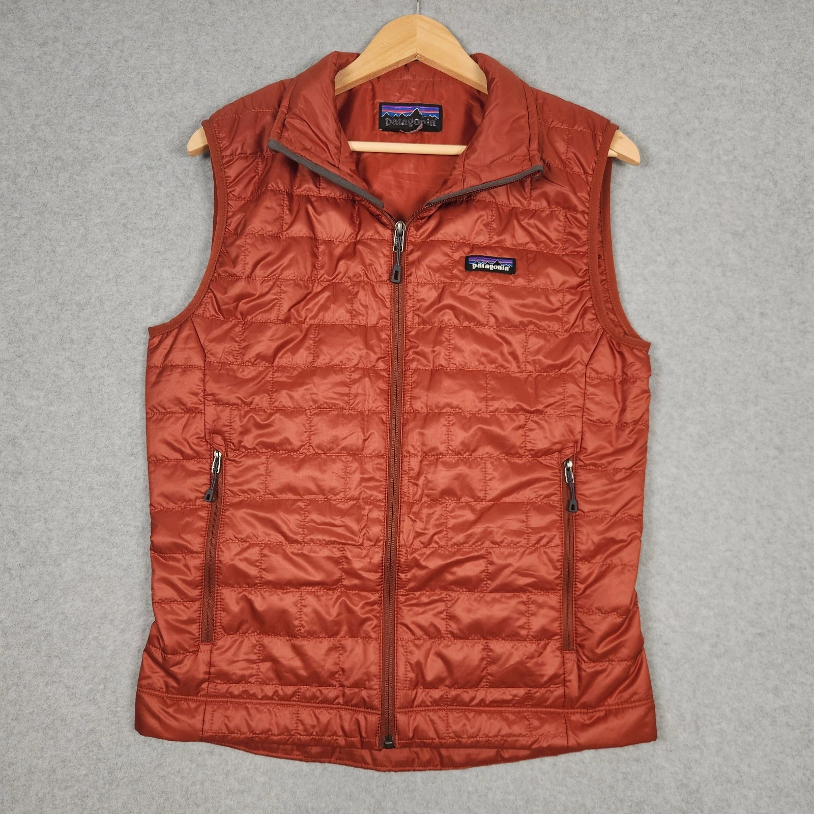 Patagonia Nano Puff Vest Mens Small Red Orange Puffer Quilted Packable Hike