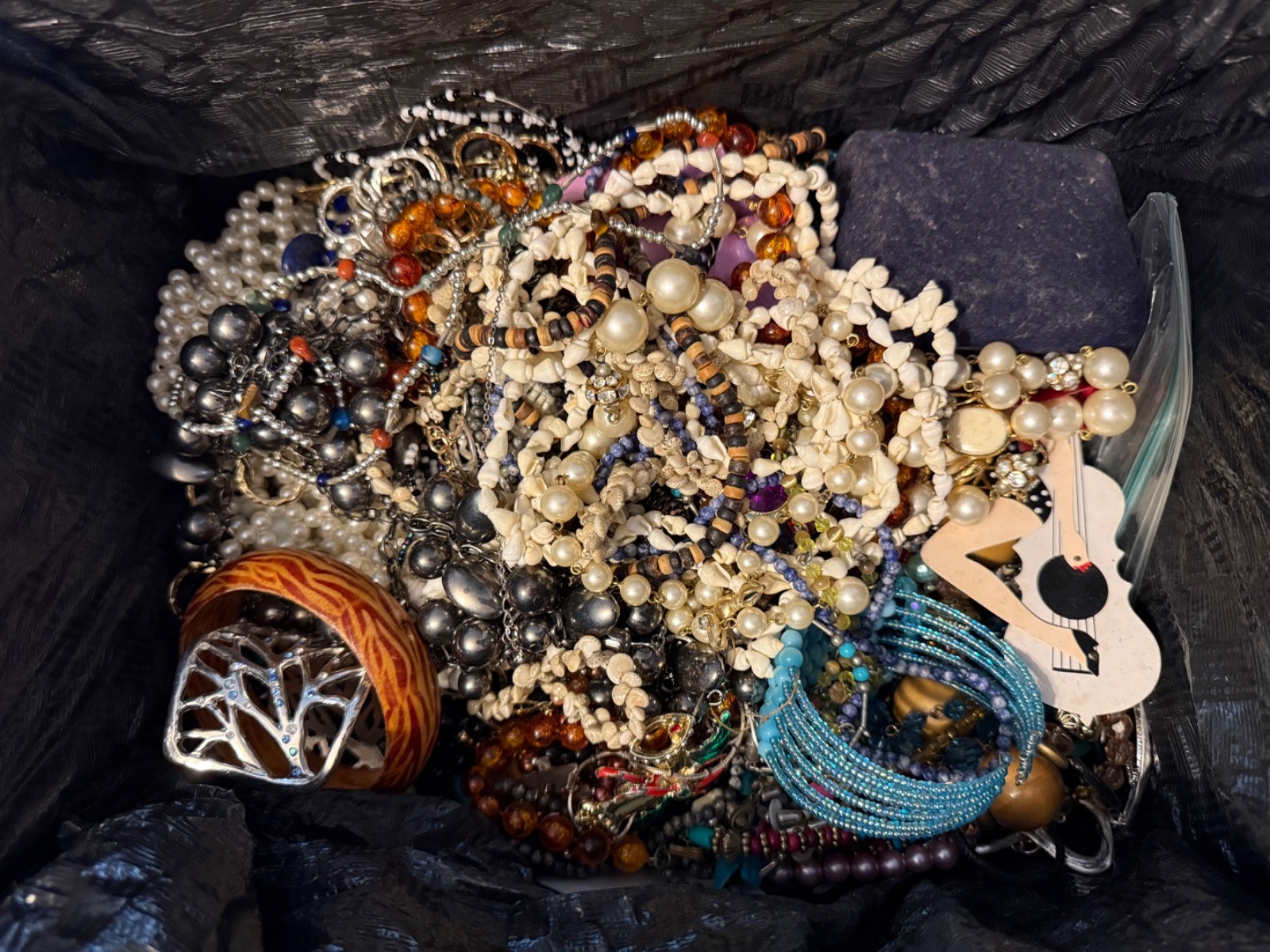 Medium Flat Rate Jewelry Lot Craft Junk Harvest FULL Play Dress Up