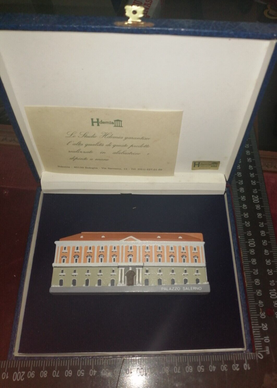 Foto 1 di 2