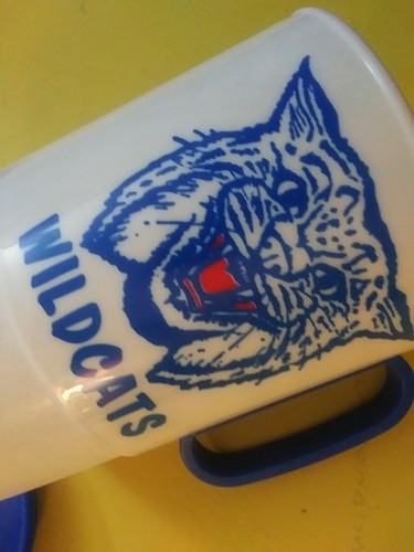 Vintage Kentucky Wildcats Plastic Travel Mug Cup Whirley Industries Warren PA - Picture 6 of 8