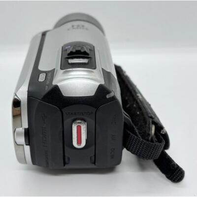 Canon Digital Camcorder Ivis HF R11 Snow Silver Ivishfr11SL Canon Digital Camcorder Ivis HF R11 Snow Silver Ivishfr11SL