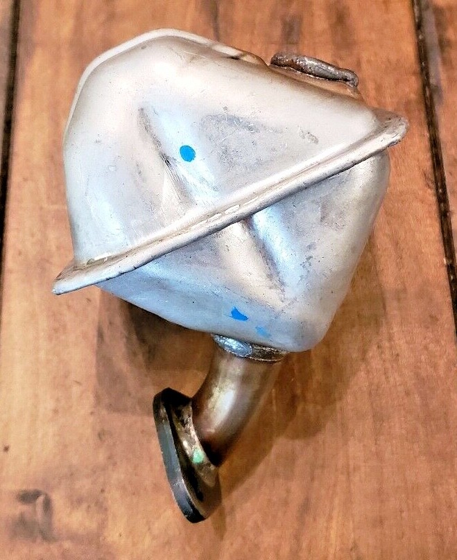 HONDA Muffler Assembly GX120 GX160 WB20 WB30 WH15 18310-Z4M-811