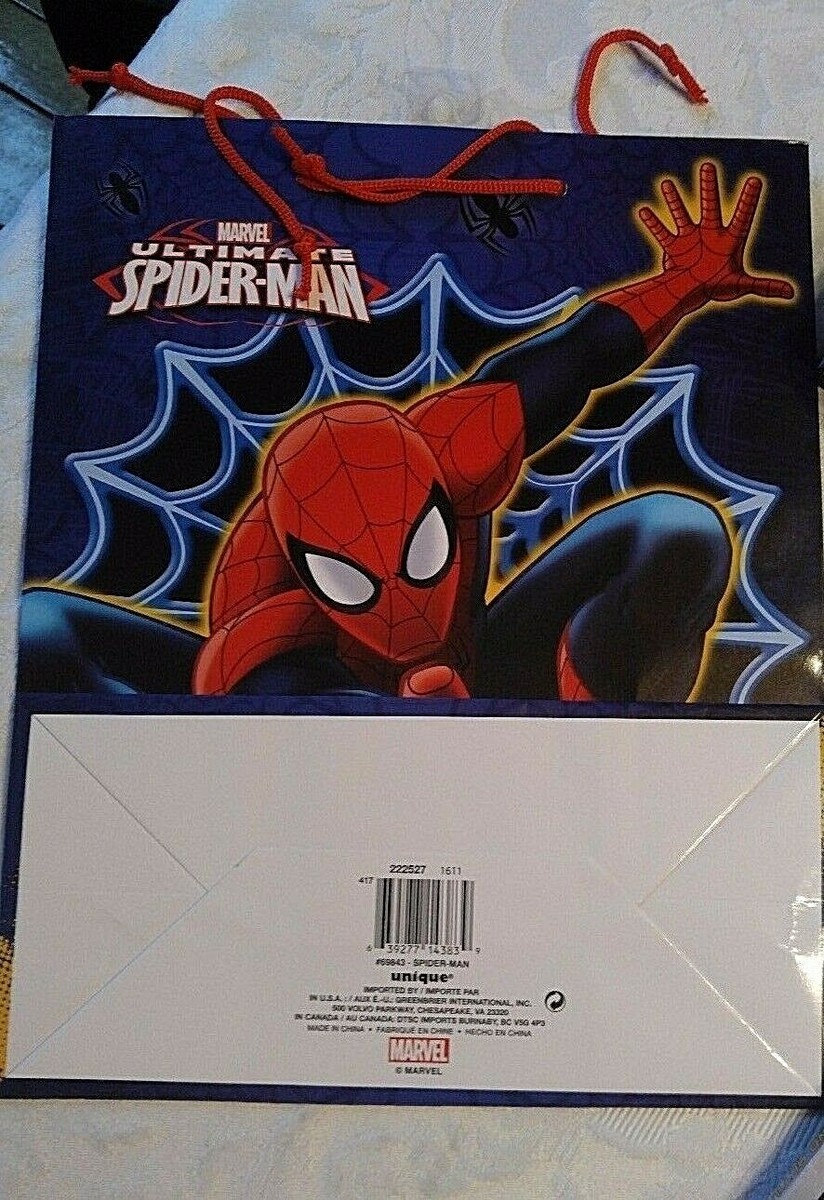 Marvel Ultimate Spider Man 5 Piece Gift Set Puzzle, Crayons 