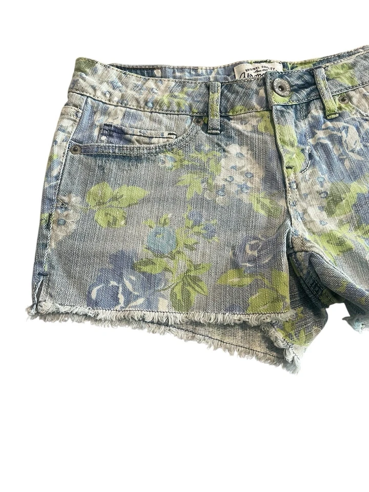 Pantalones cortos de mezclilla florales Aeropostale para mujer talla 1/2 azul corte 2,5 pulgadas entrepierna Foto 2 de 4