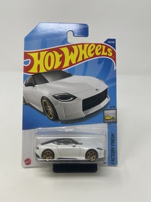 Hot Wheels 2023 Nissan 400Z Proto White  HW J-IMPORTS 3/10 Diecast