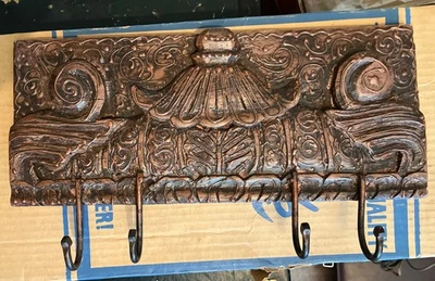 "Vintage Asian Pagoda Coat Rack 4 Hook Syroco Wood Homco Hollywood Regency Wall" - Image 1 of 4