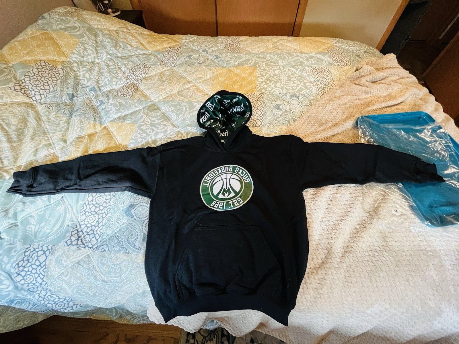 Picture 1 of 6