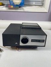 Airequipt 4200 Series 2 2 Slide Projector w/ Remote  Tray   Tested, Needs Bulb